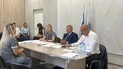 Панков провёл приём граждан по проблемам ЖКХ и капремонта 