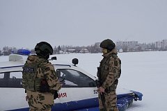 В Саратове сотрудники ОМОН «Патриот» принимают участие в межведомственных рейдах, направленных на борьбу с браконьерством.