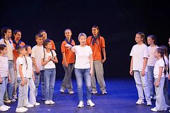 Юные артисты готовятся к VIII "Театральному Приволжью" на старейшей сцене саратовского ТЮЗа   