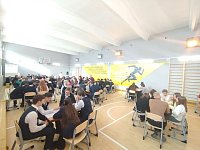 Школьники региона проверили свои знания в интеллектуальной игре "Что? Где? Когда?"